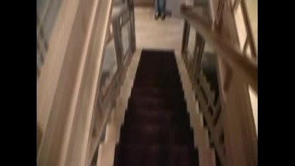 Удивителни номера с топче за пинг понг