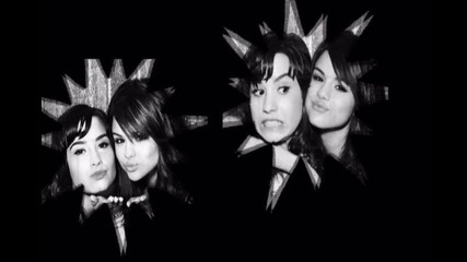 Gomez 'nd Lovato//shake it up