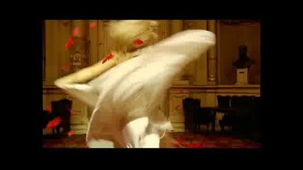 Gwen Stefani - Early Winter
