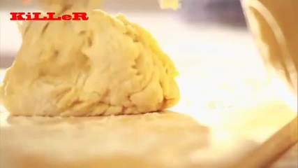 Кой от вас би ял това?