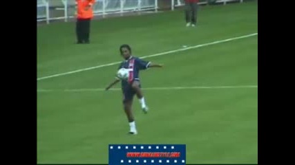 Ronaldinho training for Psg