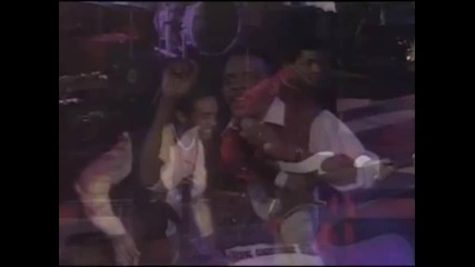 Earth Wind & Fire - For The Love Of You ( live in Japan 94)