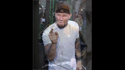 Limp Bizkit (fred Durst)