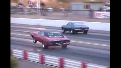 Dodge Charger - Camaro ( Drag )