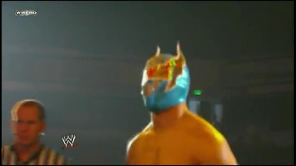 Wwe Friday Night Smackdown 12.08.2011: Sin Cara vs. Tyson Kidd