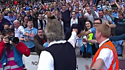 Пелегрини подари сакото си на фен на "гражданите"