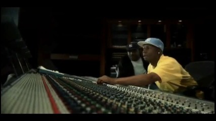 Grandmaster Flash ft Red Cafe, Snoop Dogg & Lynn Carter - Swagger 