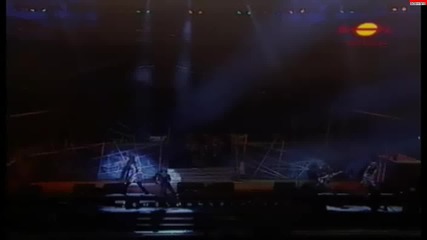 Iron Maiden - Fear Of The Dark (live @ Rock In Rio 2001) (720p) (good quality) 