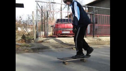 Moq purvi kickflip :)