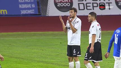 Червен картон за Славия