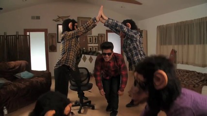 Bruno Mars - The Lazy Song [official Video]