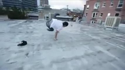 breakdancing pe muzica orchestrala 