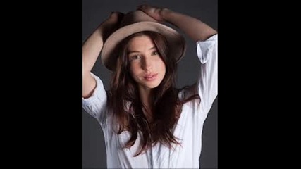 Linnea Dale - And Then The Sun Comes Up