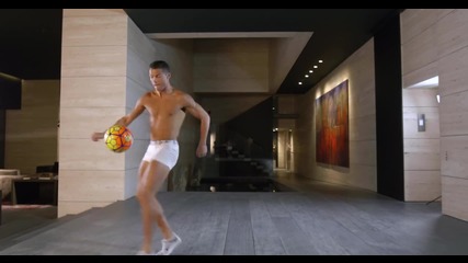 Кристиано Роналдо - секси футбол по бельо