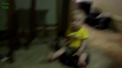 Компилация Смях ! - Cute Babies Riding Roomba Compilation 2015 (720p)