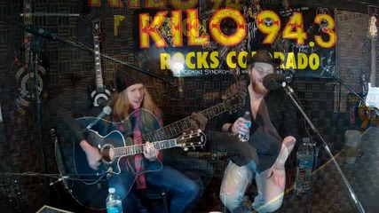 We Are Harlot ''dancing On Nails'' Acoustic
