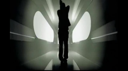 Lil Mama featuring Chris Brown & T - Pain - Shawty Get Loose 