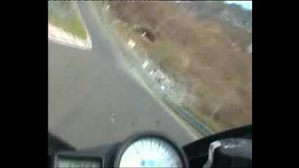 Yamaha R1 Vs Porsche Gt3