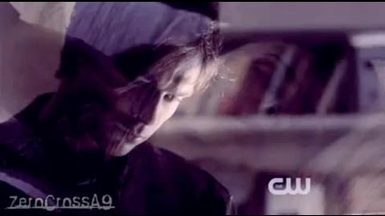 Damon and Elena : Damon, I love you..