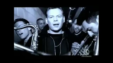 Ub40 Cant Help Falling In Love превод