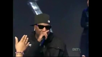 Rihanna feat Young Jeezy - Hard ( Live) 