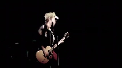 Green Day - Cigarettes and Valentines [live] (превод)