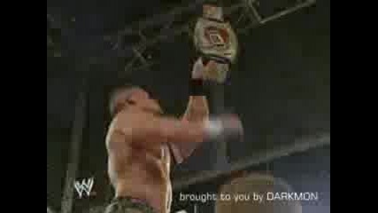 Wwe - John Cena Прави Мт на Edge От Върха на Стълбата Bърхy 2 Mаси