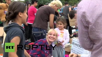 Германия: Фестивал приветства новопристигналите бежанци