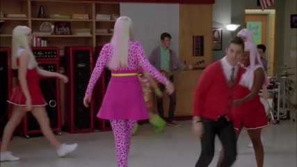 Full Performance of _i Still Believe_ _ _super Bass_ from _f