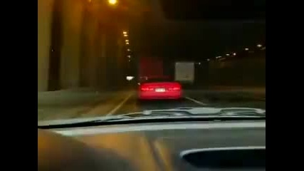 Dodge Viper се врязва във Ван ! 