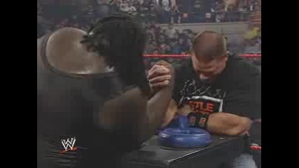 John Cena vs Mark Henry (arm Wrestling Match) 