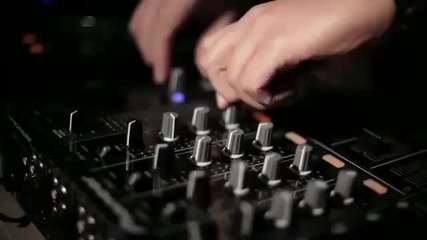 Mc Stojan Feat. Anabela - Dj Pumpaj [2o1o]