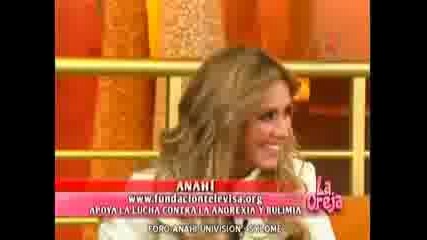 Anahi En Entrevista En Vivo En La Oreja