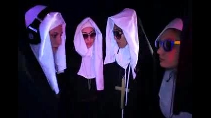 Like A G6 - Far East Movement - Like Jesus Parody_(480p)_0