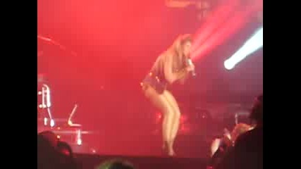- Beyonce - Hello - Live - I Am... Tour 2009 