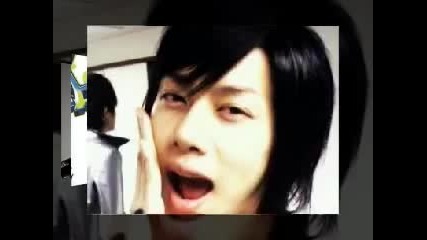 Kim Heechul is Beautiful Like a Rose ;;