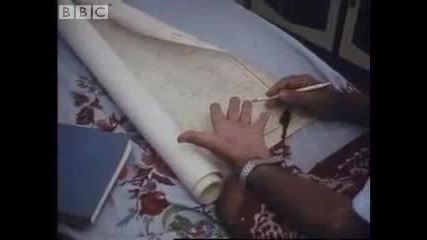 Outboard toilet - Michael Palin travel - Around the World in 80 Days - Bbc 
