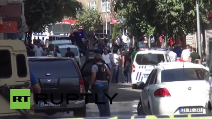 Turkey: Policeman killed by masked shooters leaves Diyarbakir on lockdown
