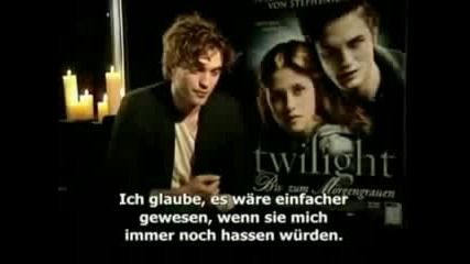 Funny Interview Moments with Robert Pattinson (9)