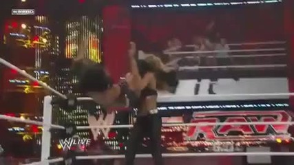 Wwe Diva - Gail Kim - 2nd-rope Diving Hurricanrana
