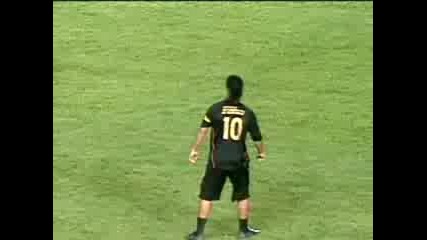 Ronaldinho Vs Back Vs. Lionel Messi