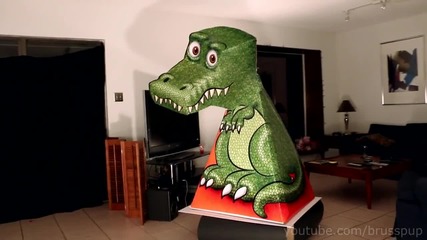 Amazing T-rex Illusion