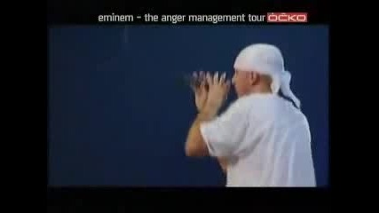 Eminem - Cleaning Out My Closet (live)
