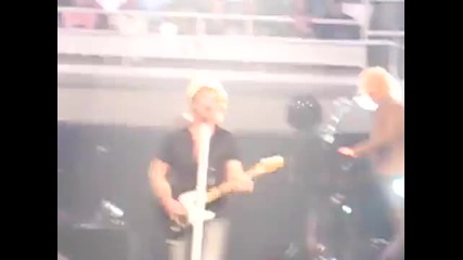 Bon Jovi-you Give Love A Bad Name