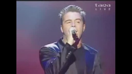 Westlife - Queen Of My Heart [live Childline 2002]