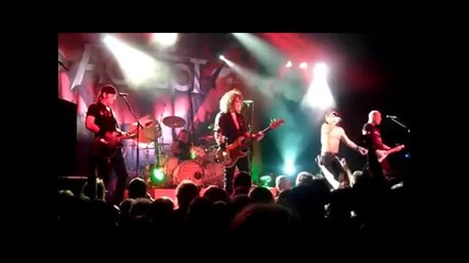 Accept - Пандемия (превод)