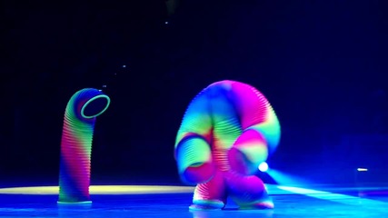 Интересен танц [ Feuerwerk der Turnkunst 2011 ] * H Q *