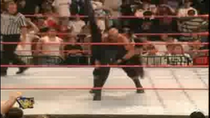Wwf In Your House - Undertaker прави Tombstone на Stone Cold