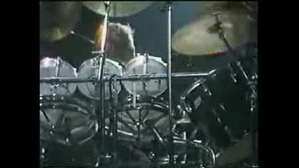 Queen - Im In Love With My Car (video - Япония `79 Audio От Live Killers) 