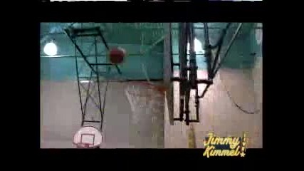 Eminem Играе Баскетбол